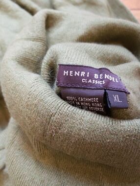 Henri Bendel Classics Olive Green Cashmere Sweater